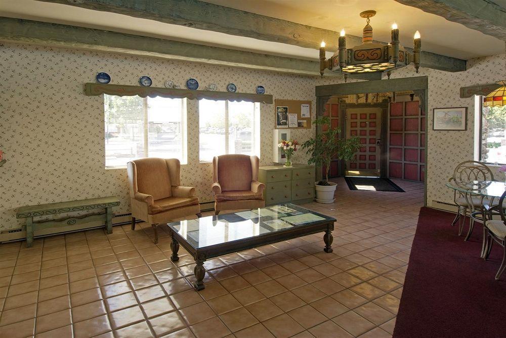 סולבנג Svendsgaard'S Lodge- Americas Best Value Inn & Suites מראה פנימי תמונה